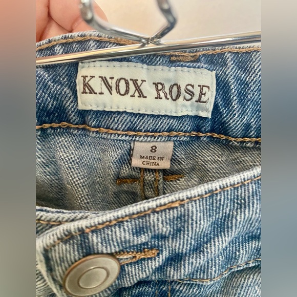 Fall Vibes Mid-Rise Taper Leg Embroidered Stripe Jeans - Knox Rose Light Wash 8 - Picture 8 of 8